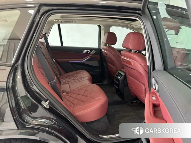 BMW X5 2025 Черный из Китая, фото 2