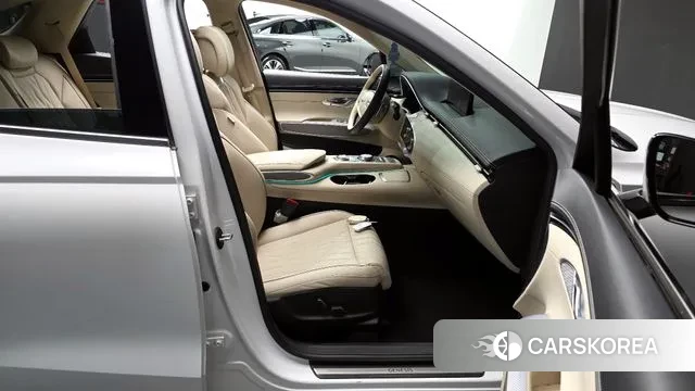 Genesis GV70 2021 Белый из Кореи, фото 2