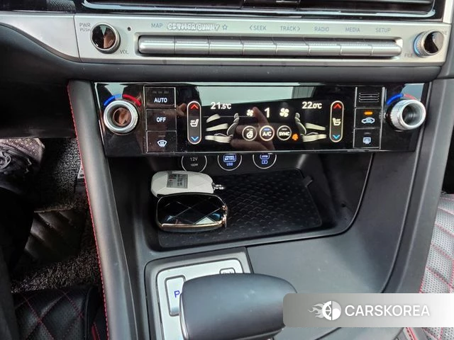 Genesis The New G70 2023 Черный из Кореи, фото 2