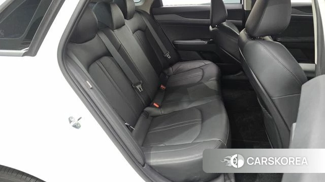 Kia K5 3rd generation 2021 Белый из Кореи, фото 2