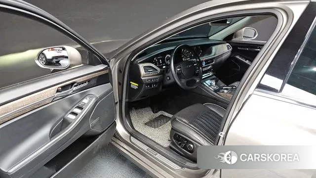 Genesis G90 2019 Песочный из Кореи, фото 2