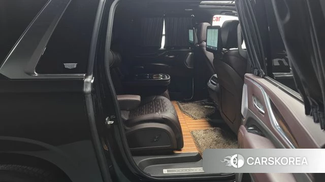 Cadillac Escalade 5th Generation 2021 Черный из Кореи, фото 2