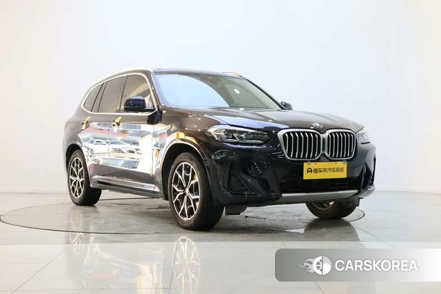 BMW X3 2022 Черный из Китая, фото 2
