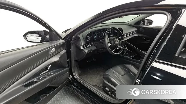 Hyundai Avante (CN7) 2021 Черный из Кореи, фото 2