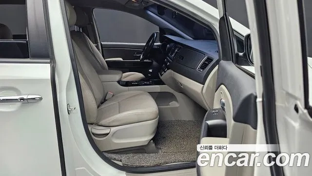 Kia The New Carnival 2020 Белый из Кореи, фото 2