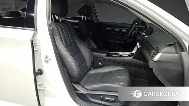 Honda Accord 10th Generation 2018 Белый из Кореи, фото 2