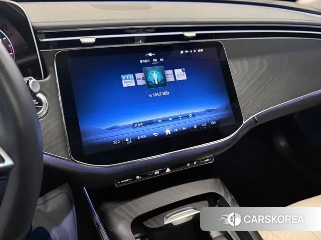 Mercedes-Benz E-Class W214 2024 Белый из Кореи, фото 2