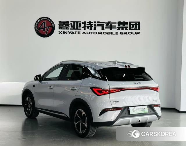 BYD Yuan PLUS 2025 Серебристо-серый из Китая, фото 2