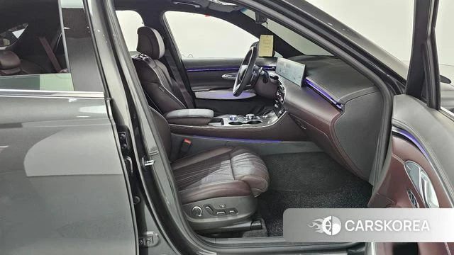 Genesis GV70 2025 Серый из Кореи, фото 2