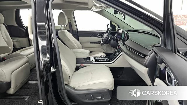 Kia Carnival 4th generation 2022 Черный из Кореи, фото 2