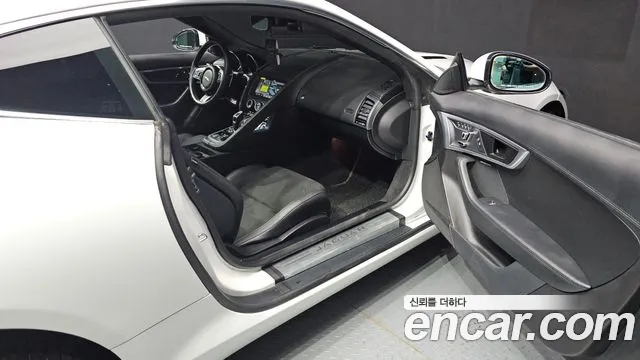 Jaguar F-TYPE 2020 Белый из Кореи, фото 2