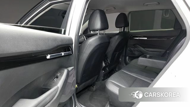 Kia Seltos 2022 Белый из Кореи, фото 2