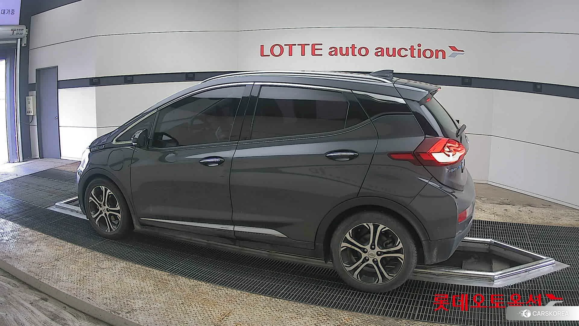 Korea G M Bolt (EV) 2019 Metallic Gray из Кореи, фото 2
