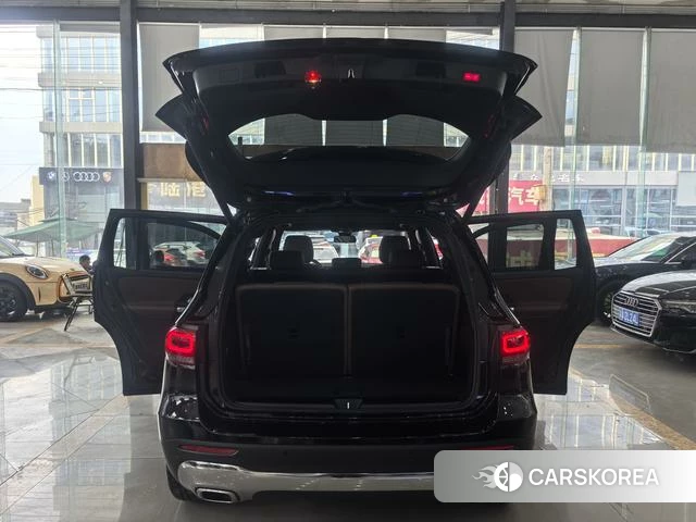 Mercedes-Benz GLB 2021 Черный из Китая, фото 2
