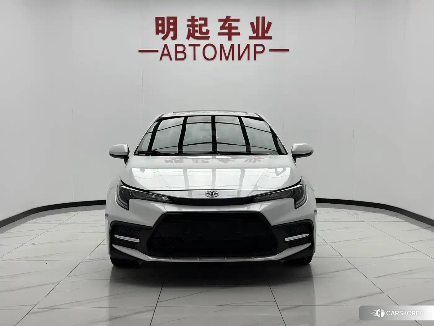 Toyota Levin 2022 Белый из Китая, фото 2