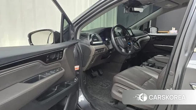 Honda Odyssey 2019 Серый из Кореи, фото 2