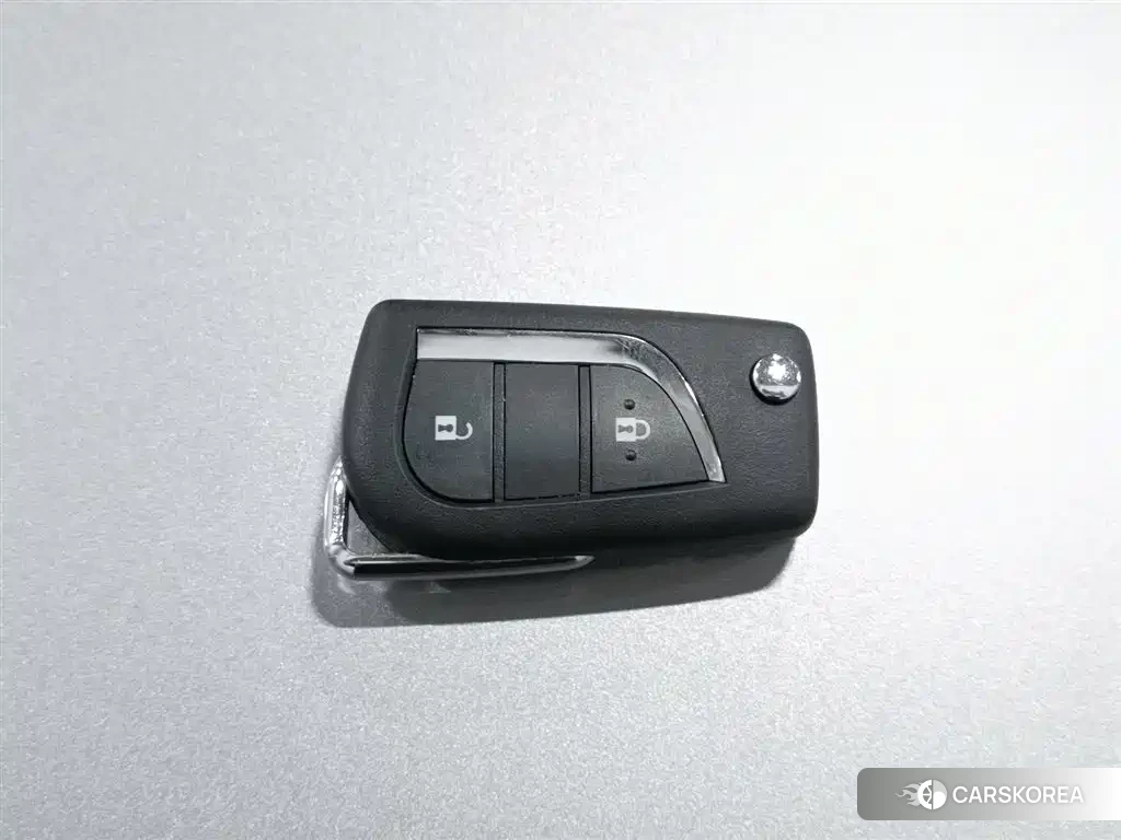 Toyota Corolla 2024 Silver/gray из Китая, фото 2