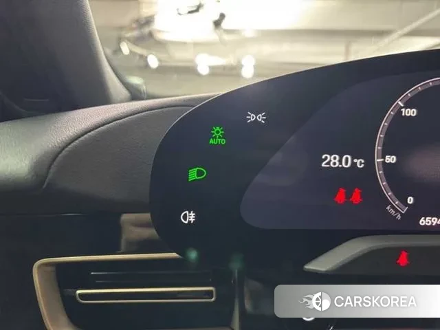 Porsche Taycan 2021 Черный из Кореи, фото 2