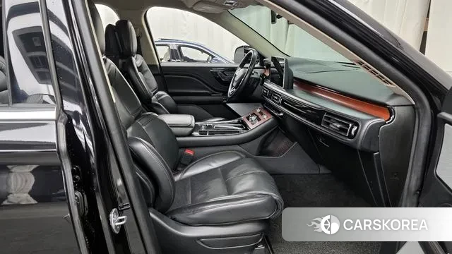 Lincoln Aviator 2nd generation 2020 Черный из Кореи, фото 2