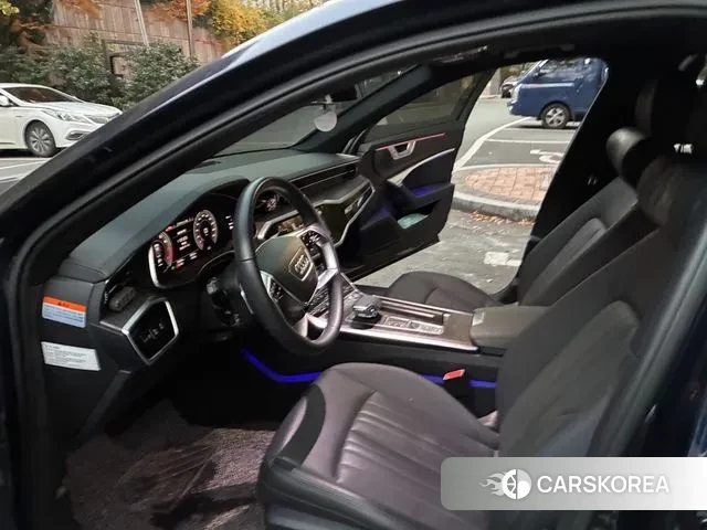 Audi A6 (C8) 2022 Черный из Кореи, фото 2