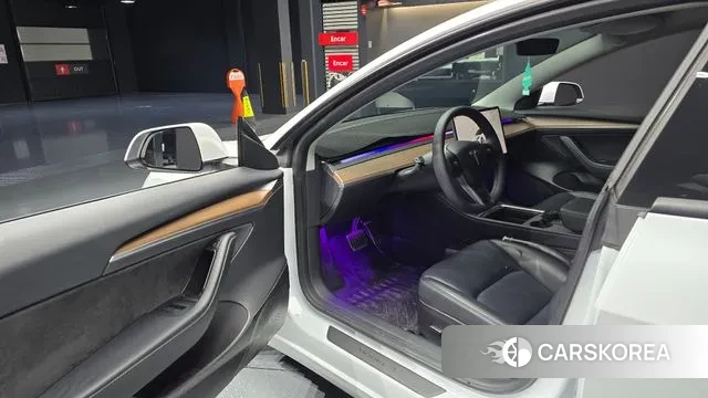 Tesla Model 3 2022 Белый из Кореи, фото 2