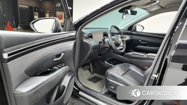 Hyundai Tucson (NX4) 2021 Черный из Кореи, фото 2