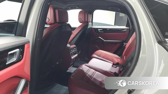 Porsche Cayenne (PO536) 2020 Серебряный из Кореи, фото 2