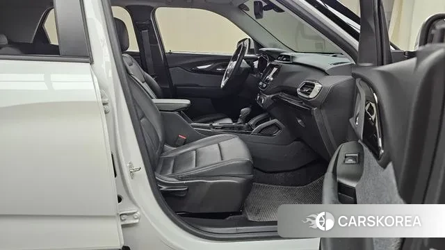 Chevrolet (GM Daewoo) Trailblazer 2021 Белый из Кореи, фото 2