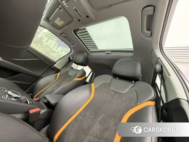 Audi Q2L e-tron 2022 Синий из Китая, фото 2