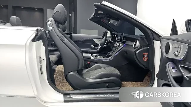 Mercedes-Benz C-Class W205 2023 Белый из Кореи, фото 2