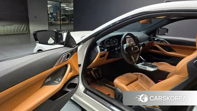 BMW 4 Series (G22) 2021 Белый из Кореи, фото 2