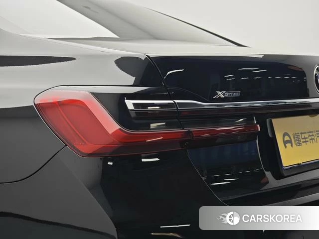 BMW 7 series 2021 Черный из Китая, фото 2