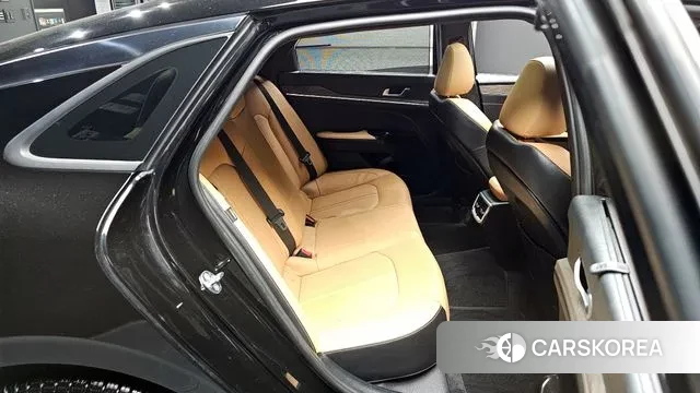 Kia K5 3rd generation 2023 Черный из Кореи, фото 2