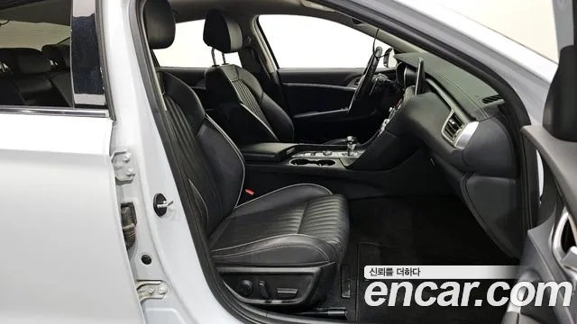 Genesis G70 2019 Белый из Кореи, фото 2