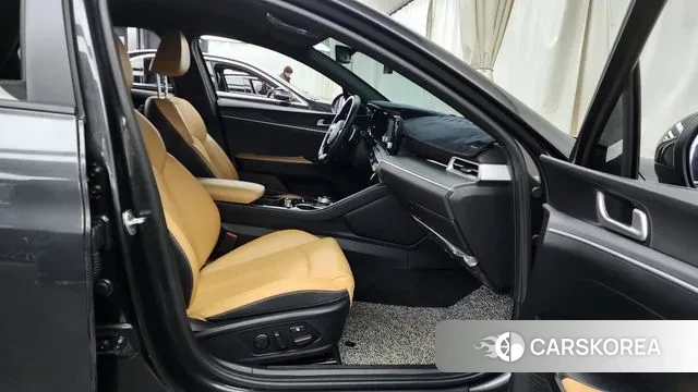 Kia K5 3rd generation 2022 Серый из Кореи, фото 2