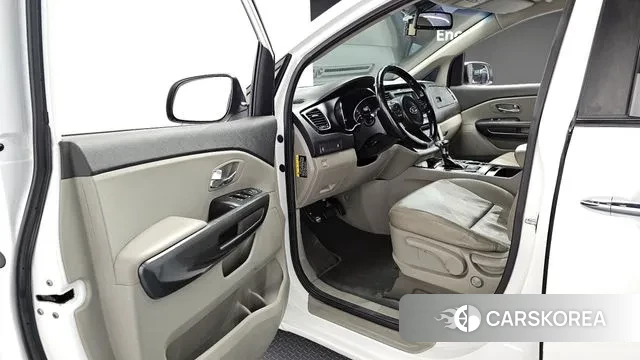 Kia All New Carnival 2018 Белый из Кореи, фото 2