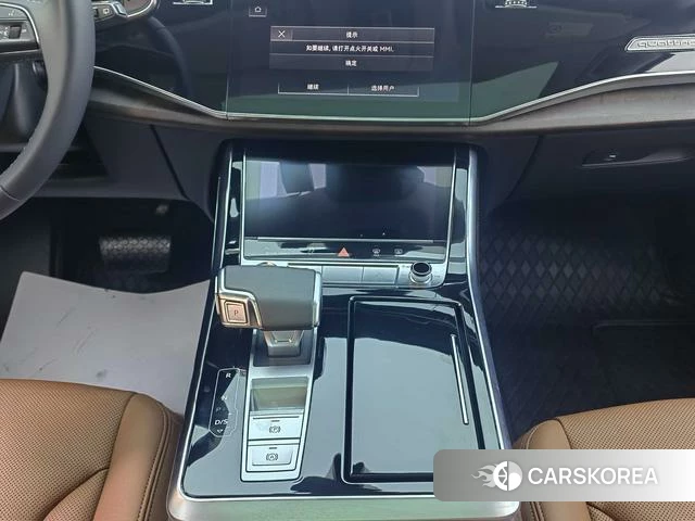 Audi Q7 2025 Черный из Китая, фото 2