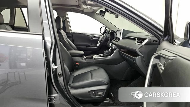 Toyota RAV4 5th Generation 2022 Серый из Кореи, фото 2