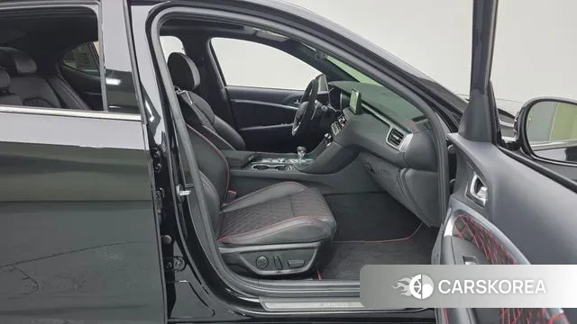 Genesis The New G70 2024 Черный из Кореи, фото 2