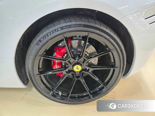 Ferrari SF90 Spider 2023 Белый из Кореи, фото 2
