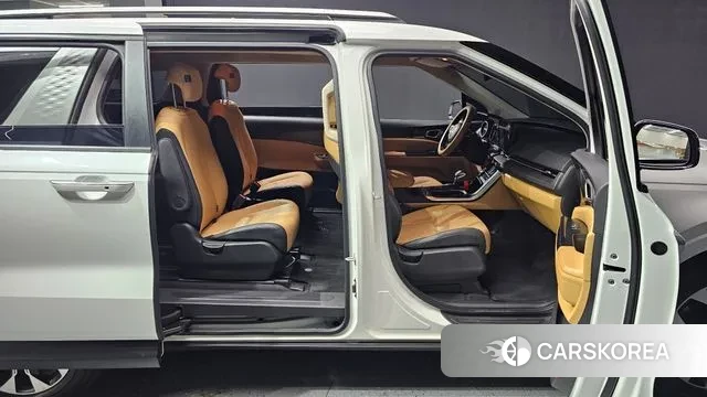 Kia Carnival 4th generation 2022 Белый из Кореи, фото 2