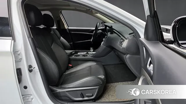 Genesis The New G70 2021 Белый из Кореи, фото 2