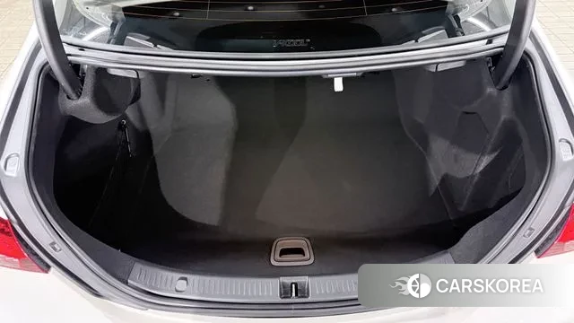 Mercedes-Benz E-Class W213 2023 Белый из Кореи, фото 2