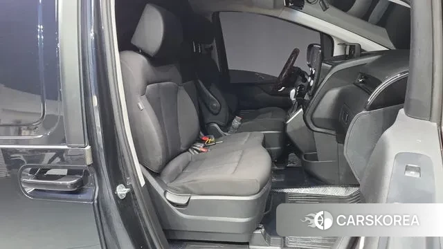 Hyundai Staria 2022 Синий из Кореи, фото 2