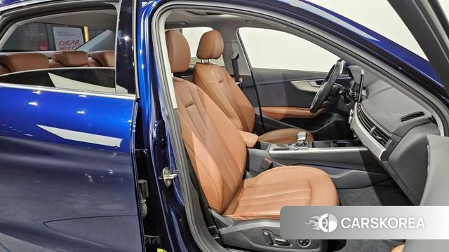 Audi A4 (B9) 2021 Синий из Кореи, фото 2