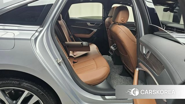Audi A6 (C8) 2022 Серебряный из Кореи, фото 2