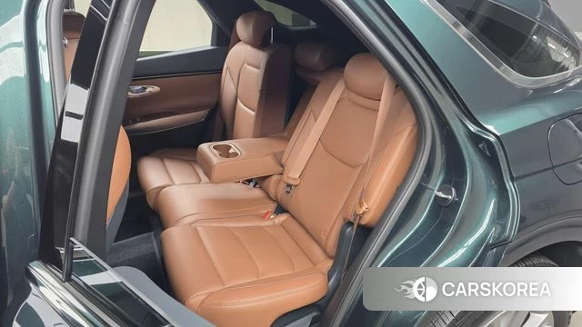 Genesis GV70 2022 Зеленый из Кореи, фото 2