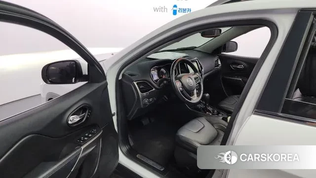 Jeep Cherokee (KL) 2021 Белый из Кореи, фото 2