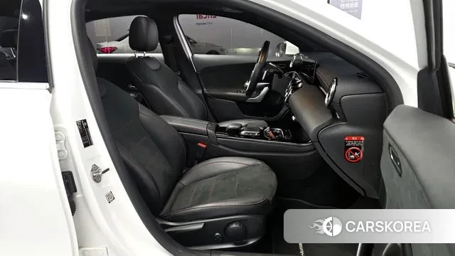 Mercedes-Benz A-Class W177 2022 Белый из Кореи, фото 2