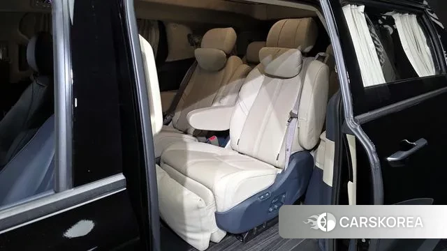Kia Carnival 4th generation 2023 Черный из Кореи, фото 2